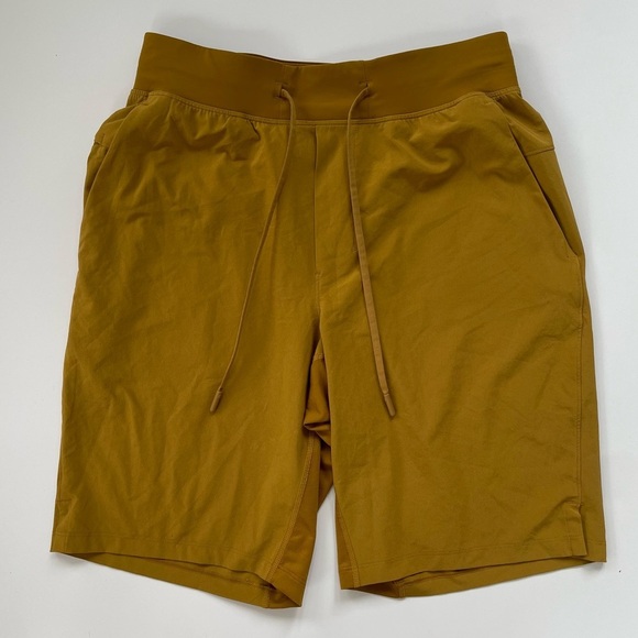 Lululemon Men's T.H.E. Short 9" Linerless Shorts in Gold Spice Size SMALL - Picture 2 of 9
